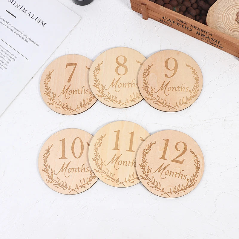 Wooden Baby Month Milestone Card Newborn Birth Month Birthday Teether Kids Photography Props Toy